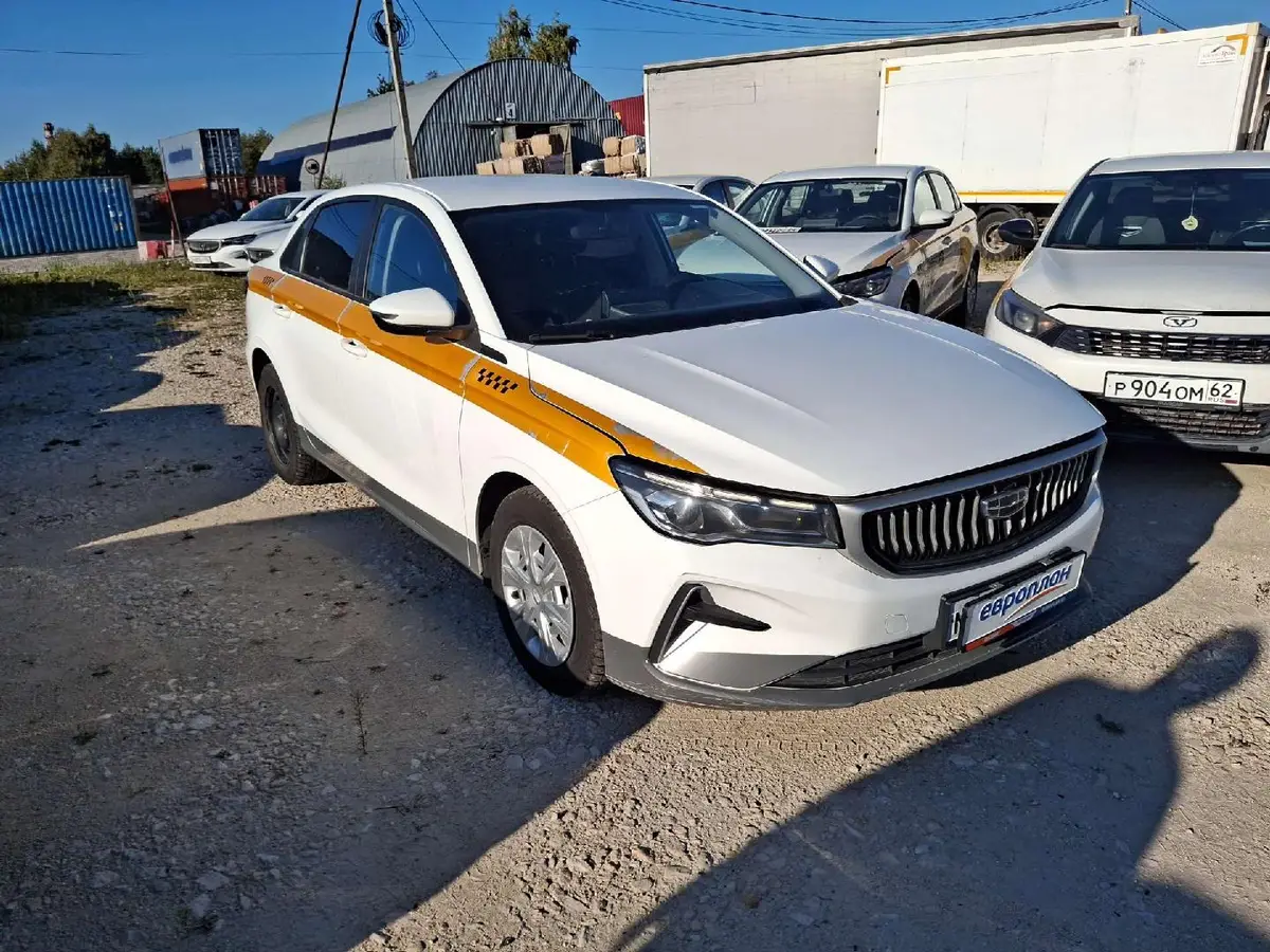 Geely Emgrand, фото 2