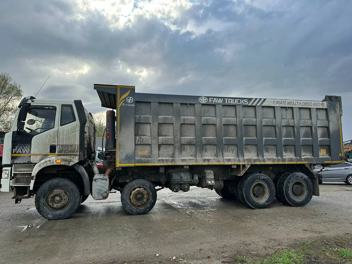 FAW J6 8x4 Самосвал, фото 4