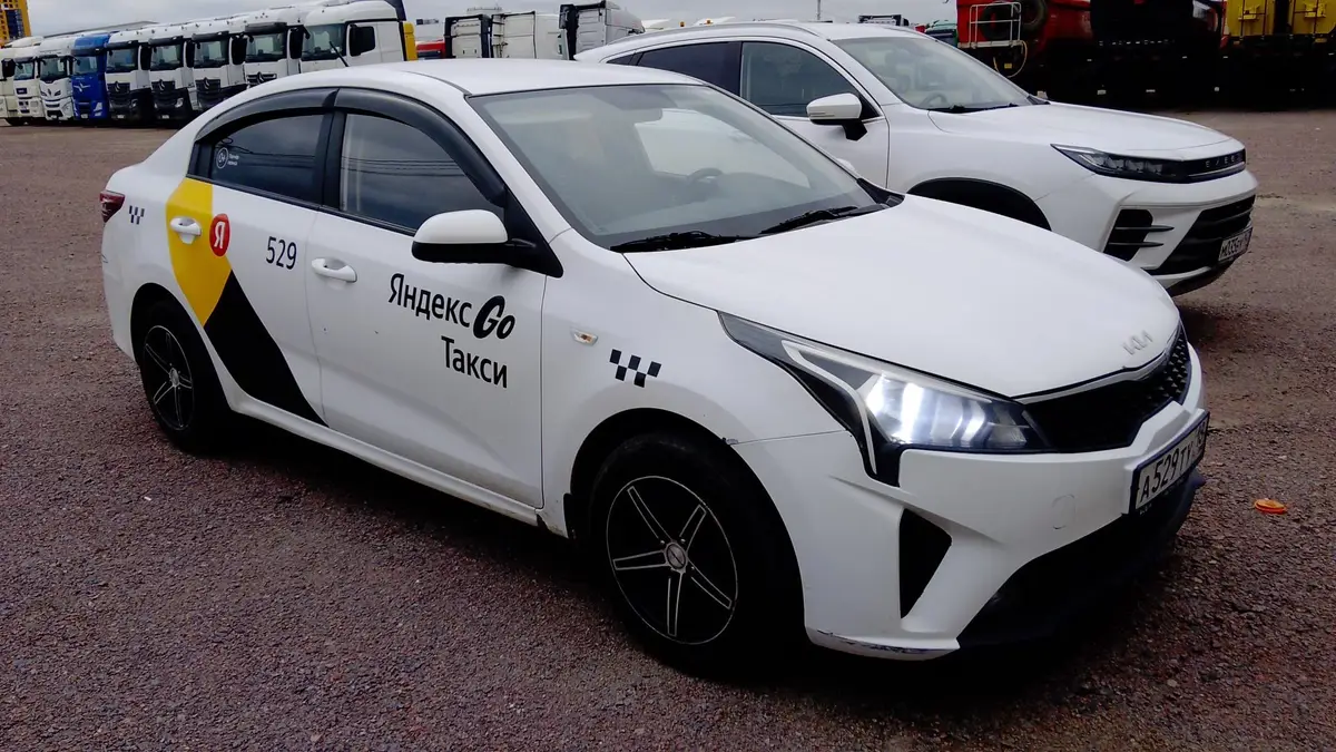 Kia Rio Комфорт 1.6 АТ, фото 2