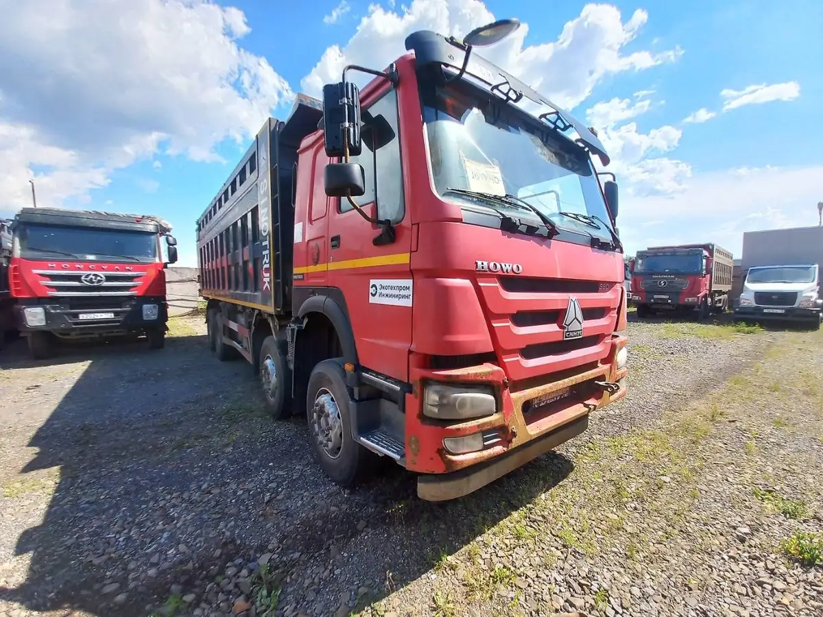 HOWO ZZ* 8x4 Самосвал, фото 2
