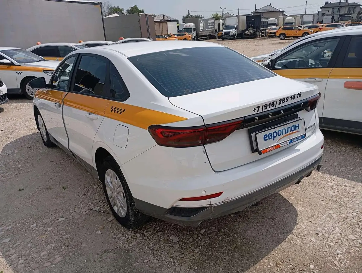 Geely Emgrand, фото 4