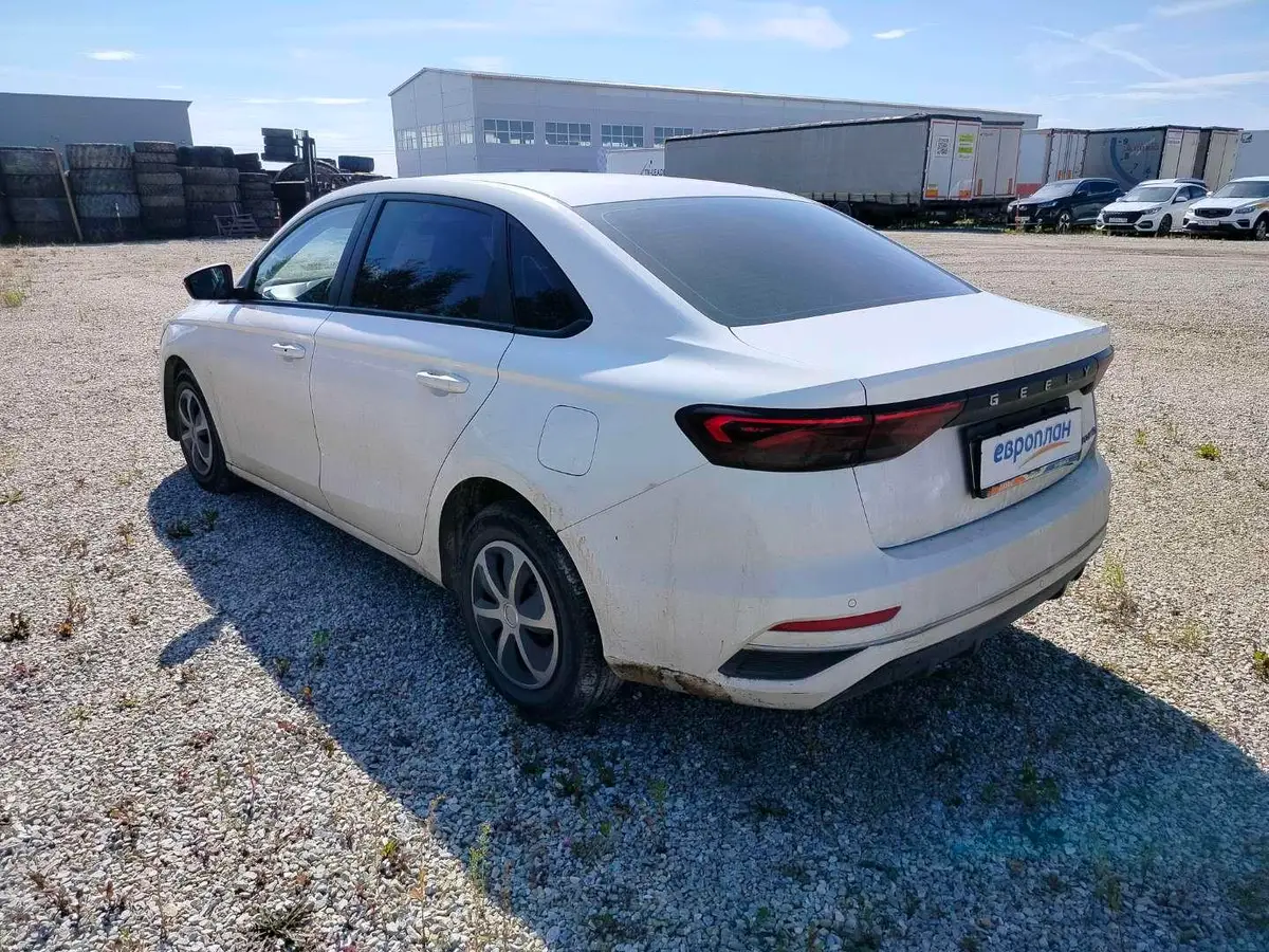 Geely Emgrand, фото 4
