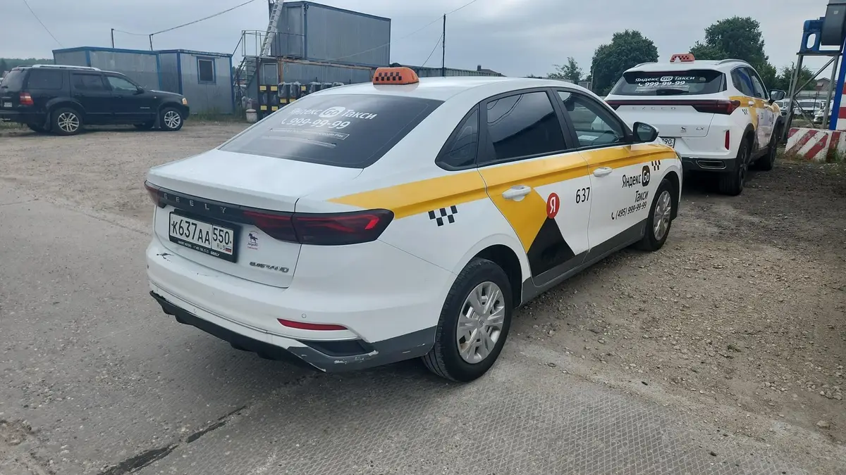 Geely Emgrand Комфорт 1.5 АТ, фото 3