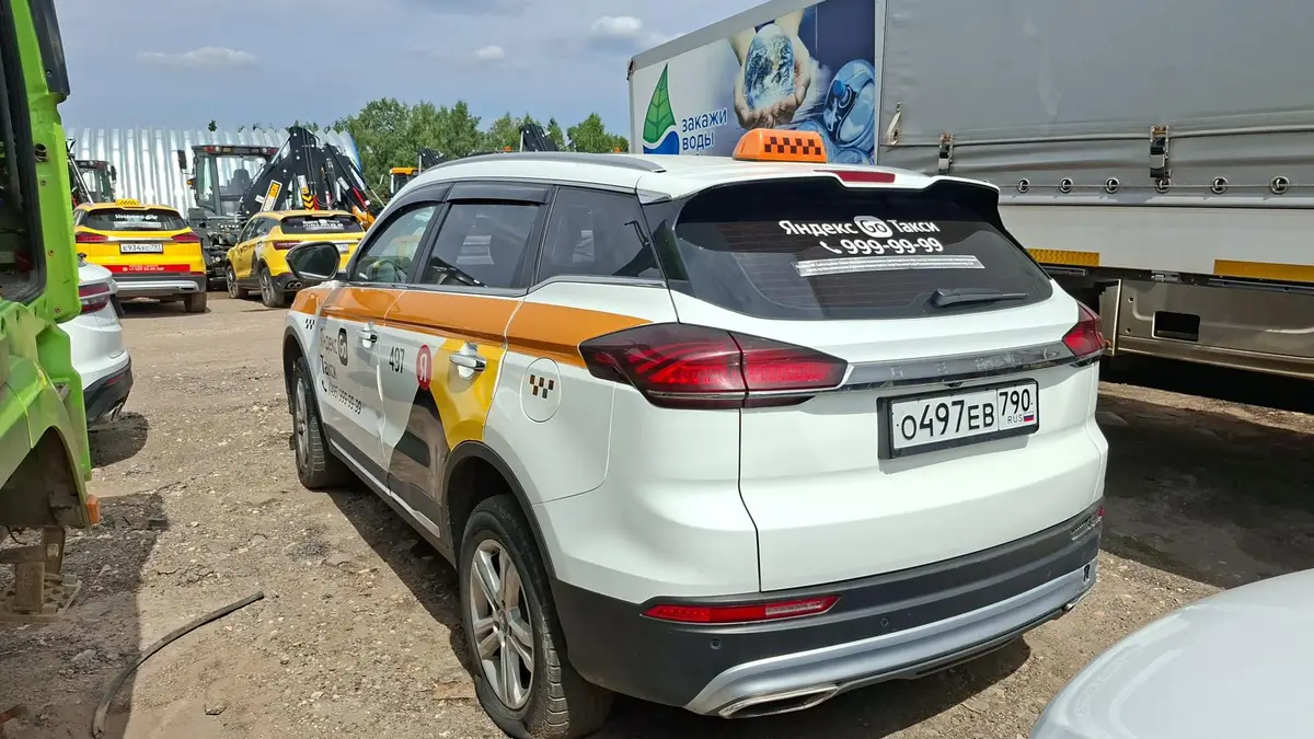Geely Atlas Pro Комфорт 1.5Т 150 л.с. АТ, фото 4