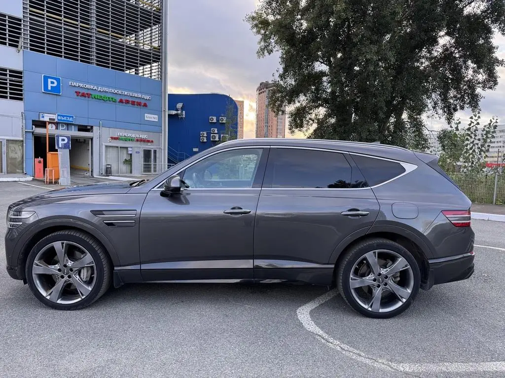 Hyundai GENESIS, фото 2