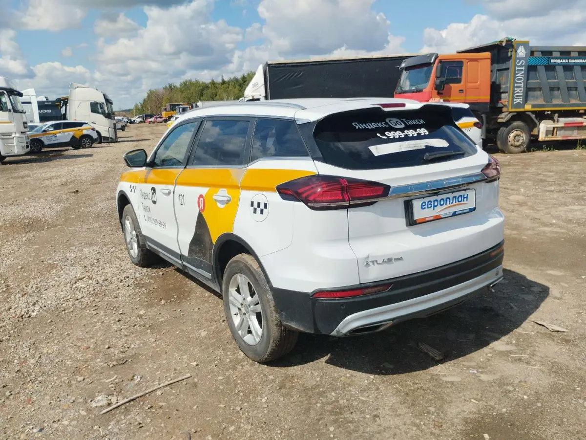 Geely Atlas Pro Комфорт 1.5Т 150 л.с. АТ, фото 4