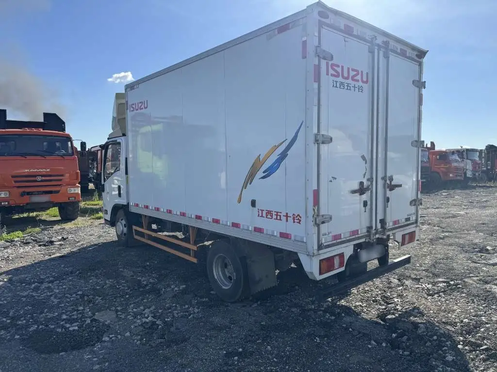 ISUZU ELF 4.5 (EC7) 4x2 Изотермический/рефрижератор, фото 4