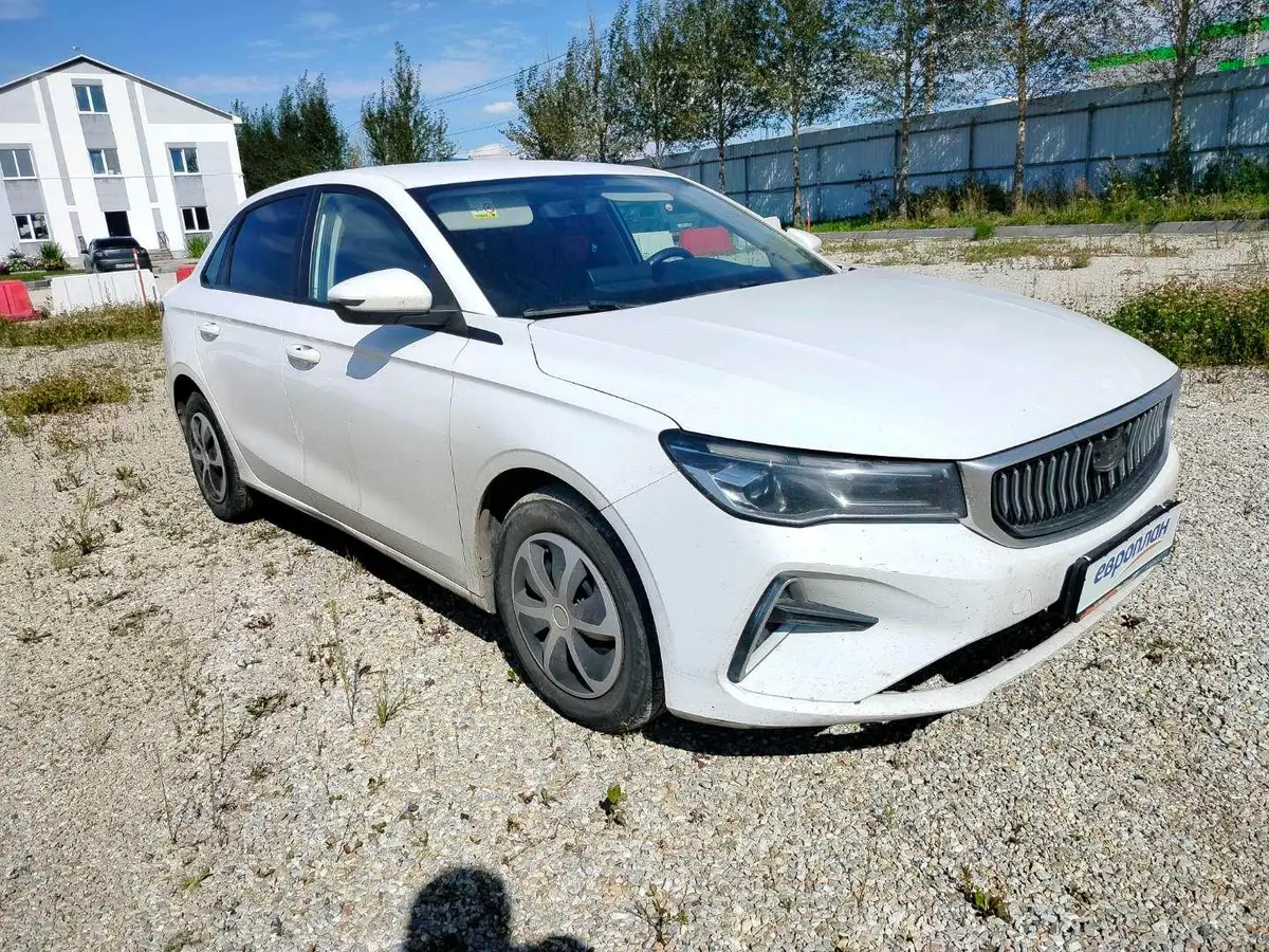 Geely Emgrand, фото 2
