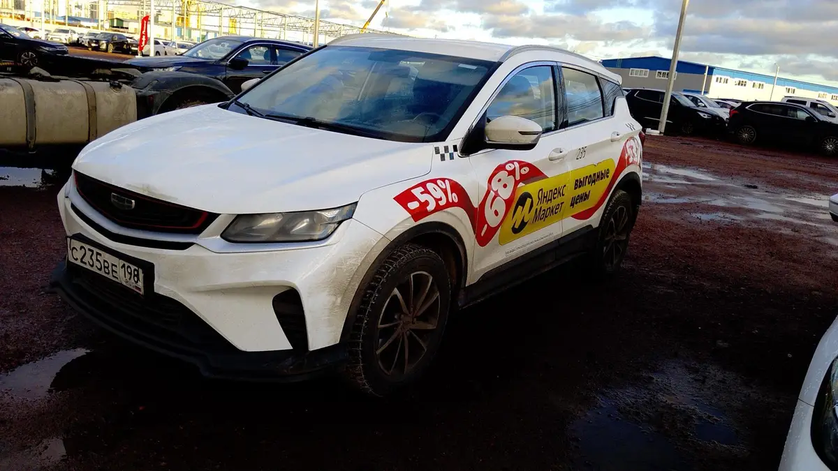 Geely Coolray Комфорт 1.5Т АТ, фото 2