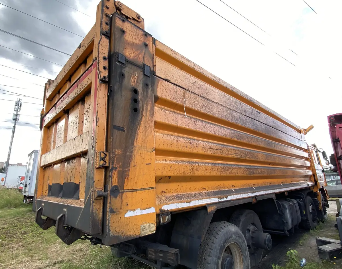 Shacman SX3318DT366 8x4 Самосвал, фото 3