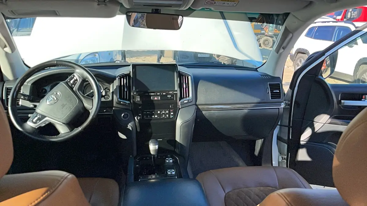 Toyota Land Cruiser 200, фото 5