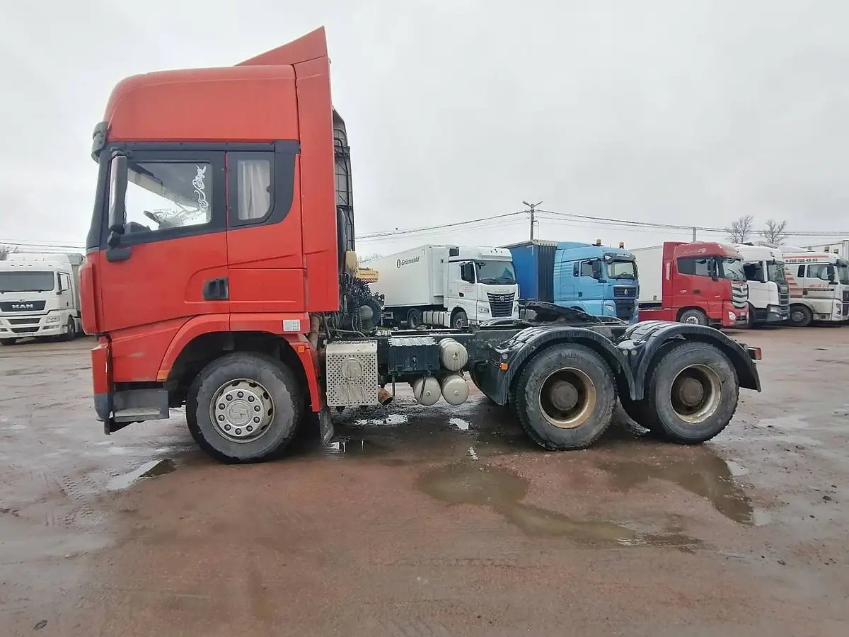 Shacman SX* 6x4 Седельный тягач, фото 4