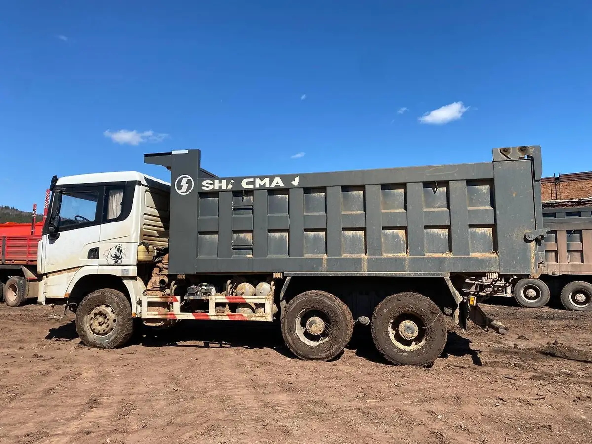 Shacman SX* 6x6 Самосвал, фото 4