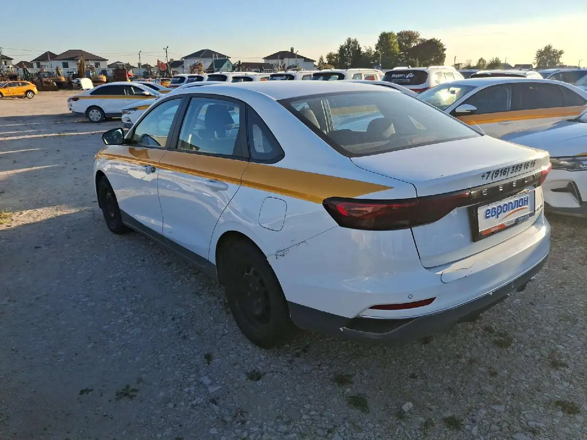 Geely Emgrand, фото 4