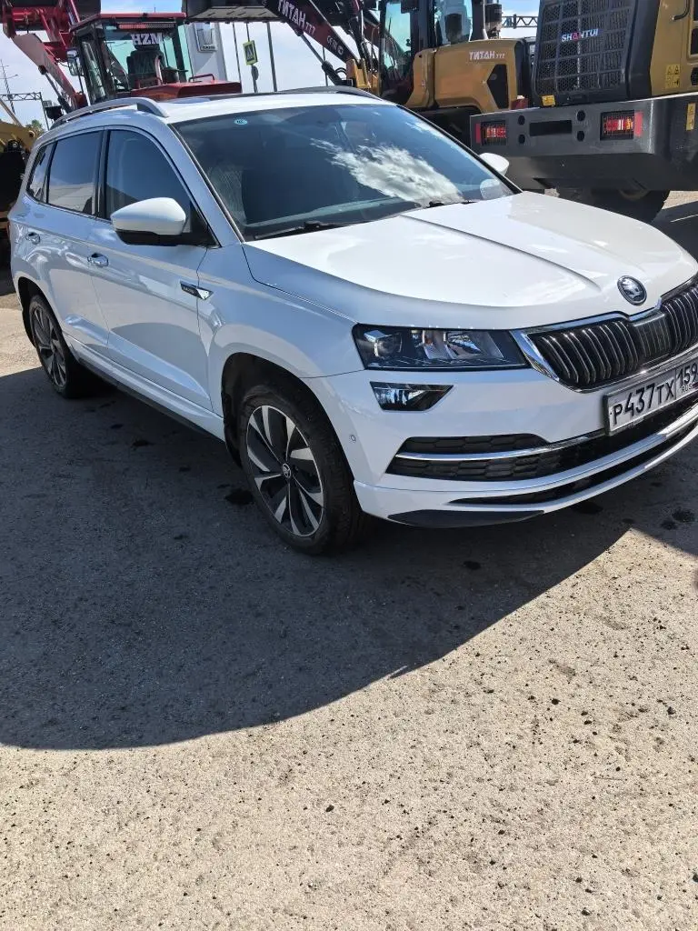 SKODA KAROQ, фото 3