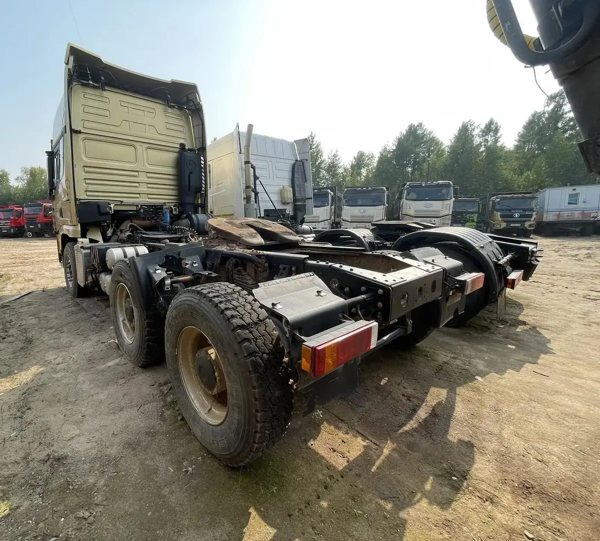 Shacman SX* 6x4 Седельный тягач, фото 4