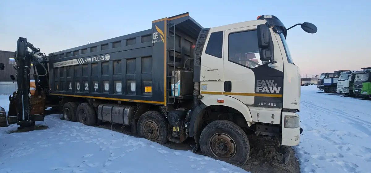 FAW J6 8x4 Самосвал, фото 4