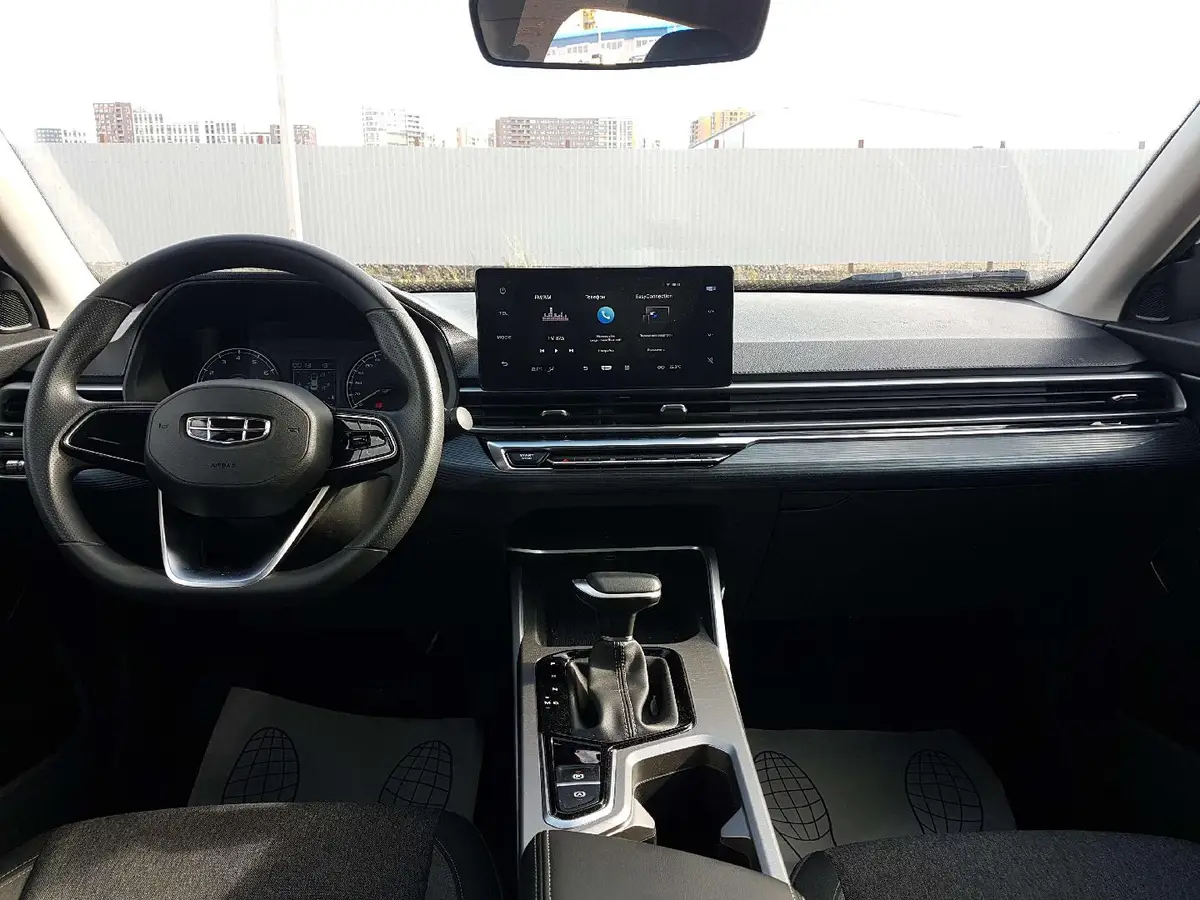Geely Emgrand, фото 5