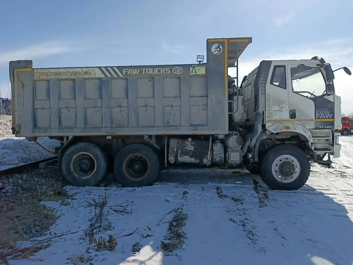 FAW J6 6x6 Самосвал, фото 5
