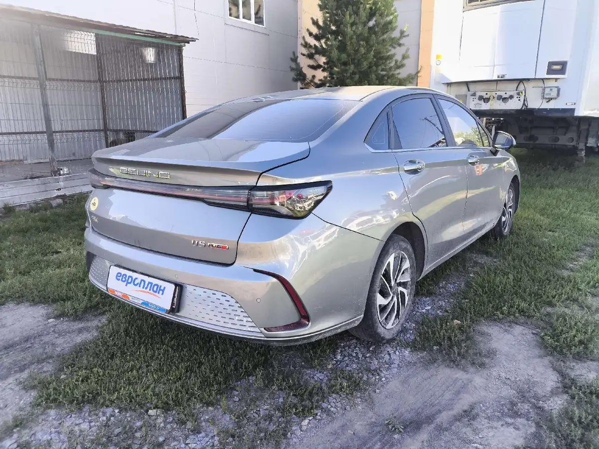 BAIC Ю5 Плюс (U5 Plus), фото 3