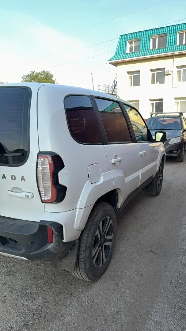 LADA Niva Travel Люкс 1.7 80 л.с. МТ, фото 3