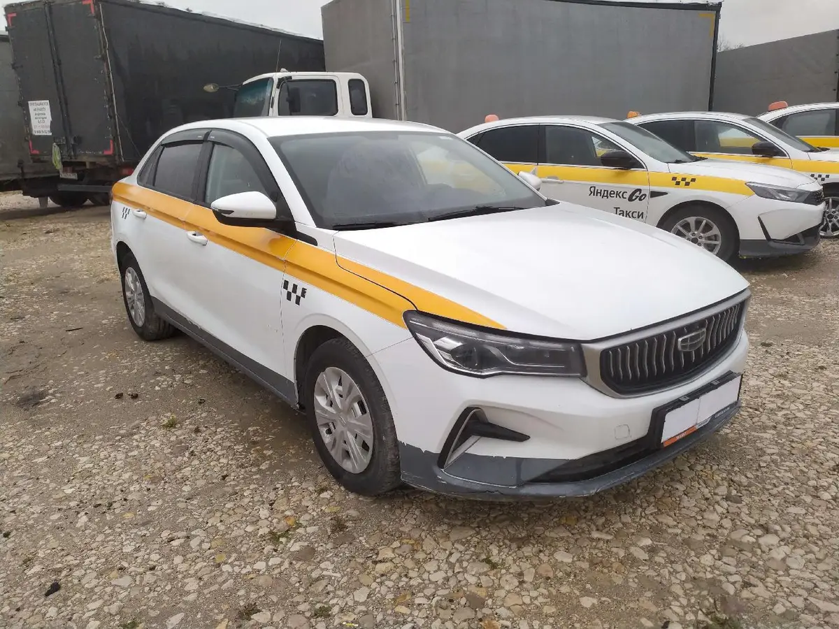 Geely Emgrand Комфорт 1.5 АТ, фото 2