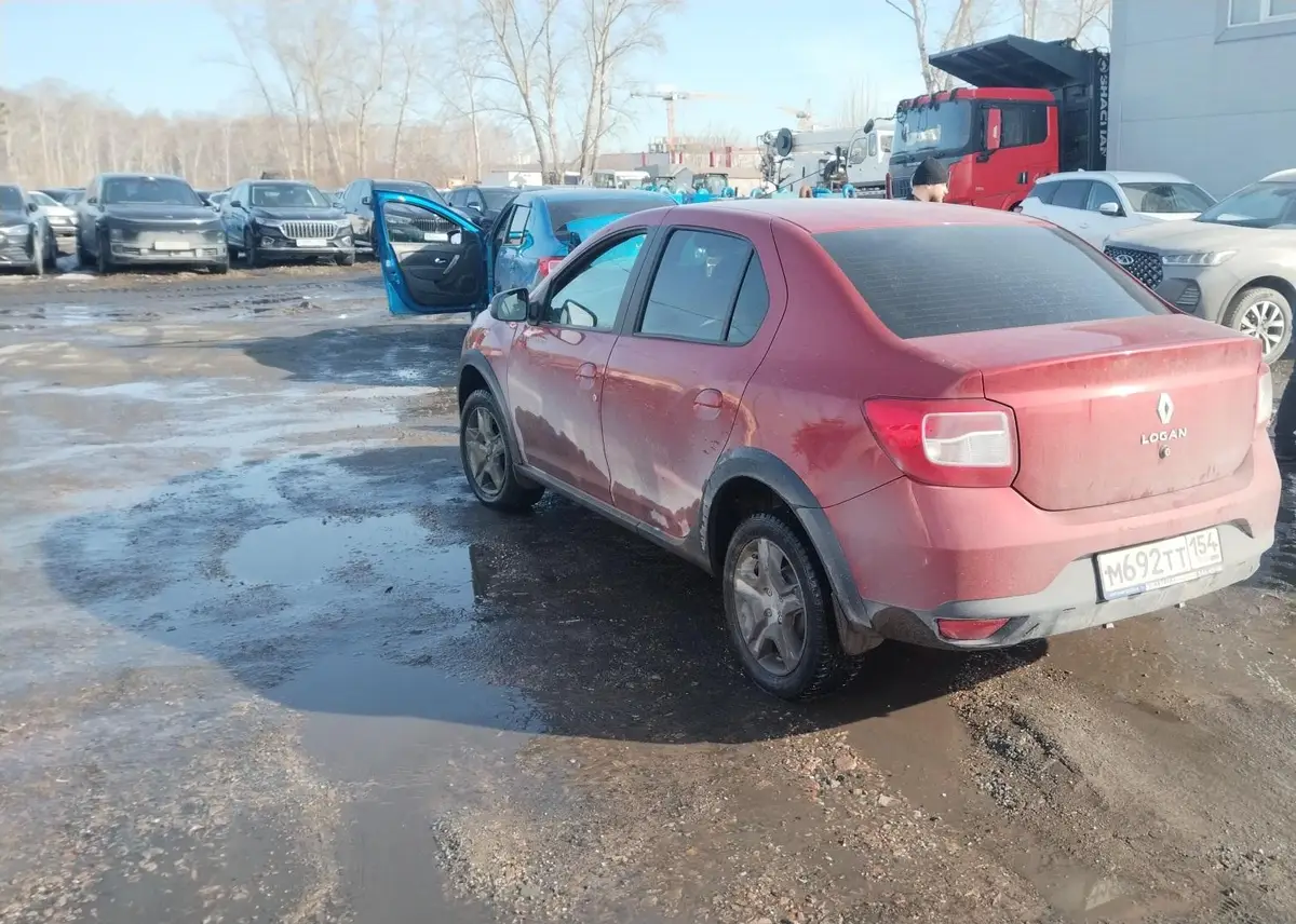 Renault Logan Stepway Лайф 1.6 113 л.с. Вариатор, фото 3