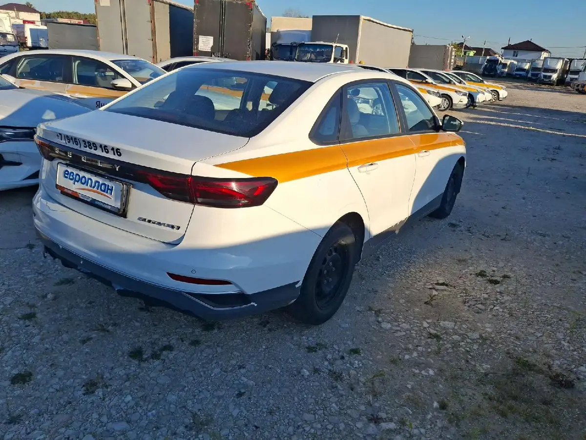 Geely Emgrand, фото 3