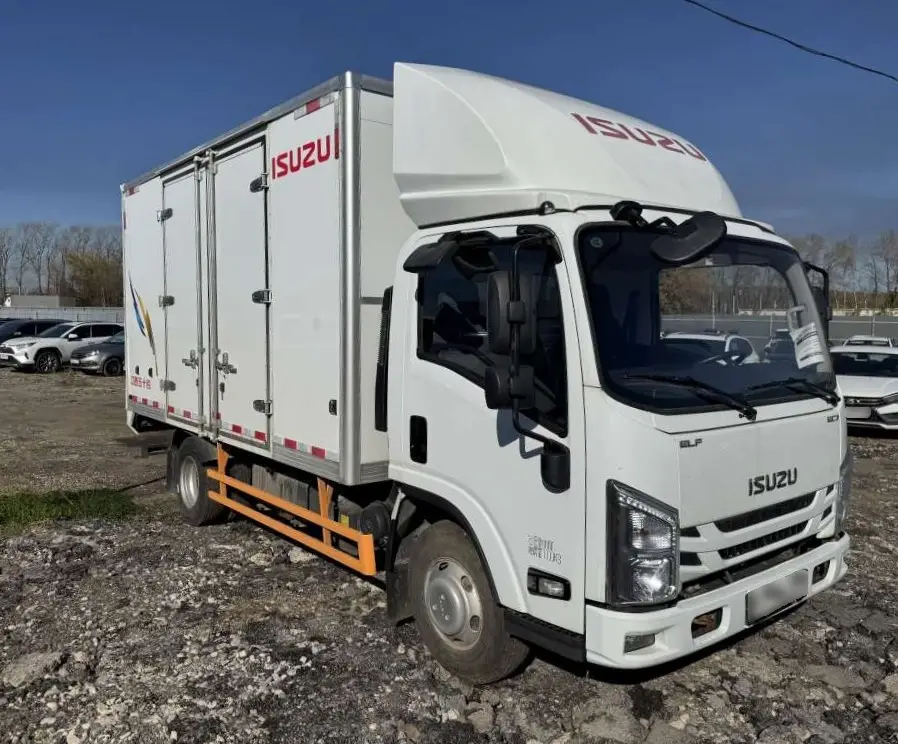 ISUZU ELF 4.5 (EC7) 4x2 Изотермический/рефрижератор, фото 2