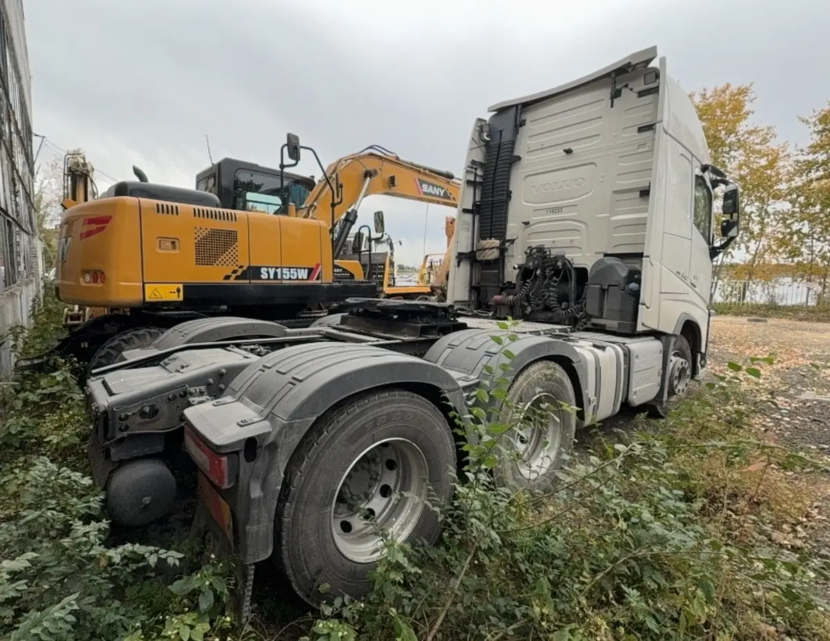 Volvo FH 6x2 Седельный тягач, фото 3