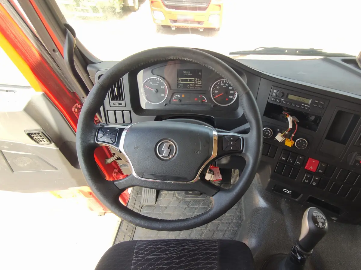 Shacman SX* 8x4 Самосвал, фото 5