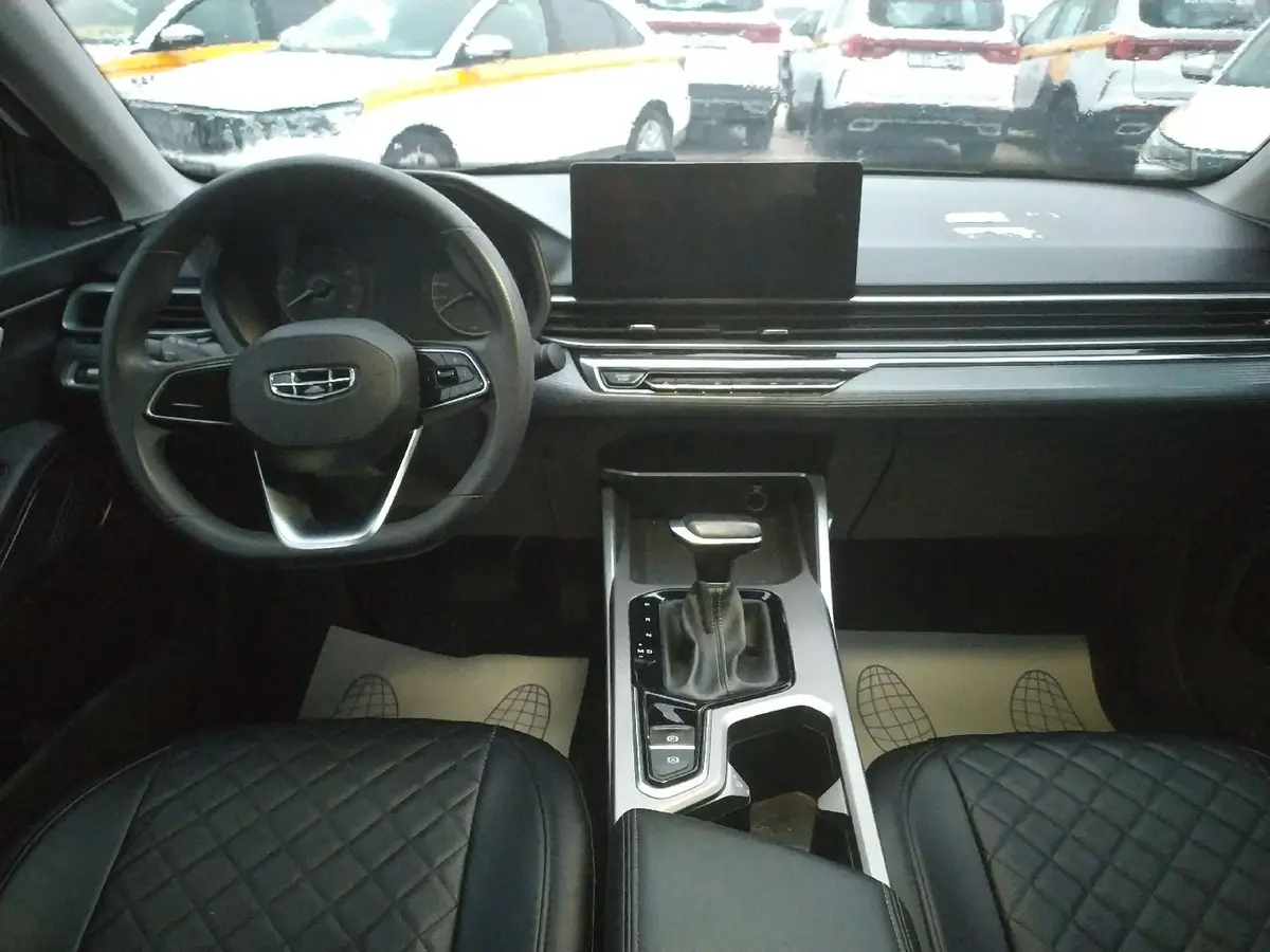 Geely Emgrand Комфорт 1.5 АТ, фото 5