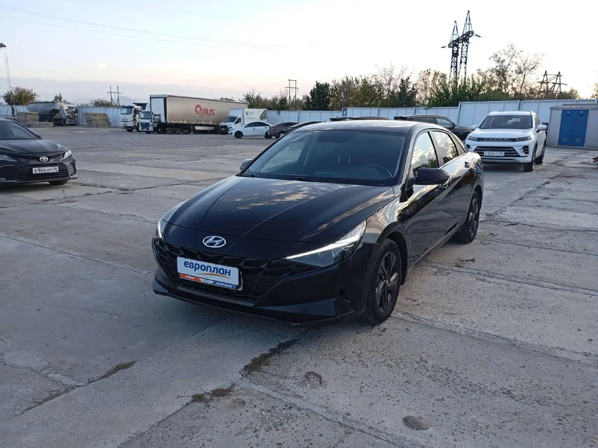 Hyundai Elantra Актив 1.6 АТ, фото 2