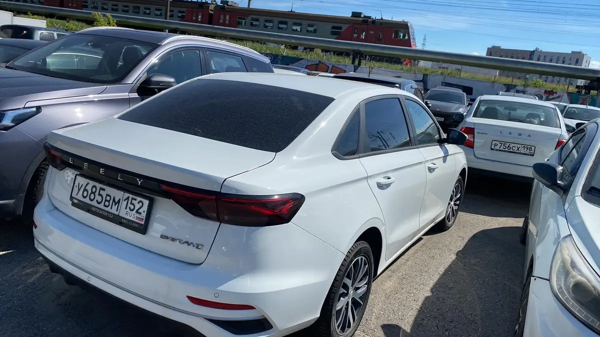 Geely Emgrand Люкс 1.5 АТ, фото 4