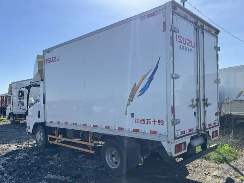 ISUZU ELF 4.5 (EC7) 4x2 Изотермический/рефрижератор, фото 4