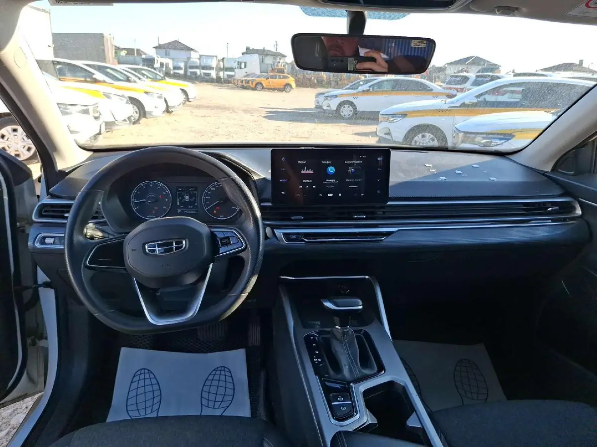 Geely Emgrand, фото 5