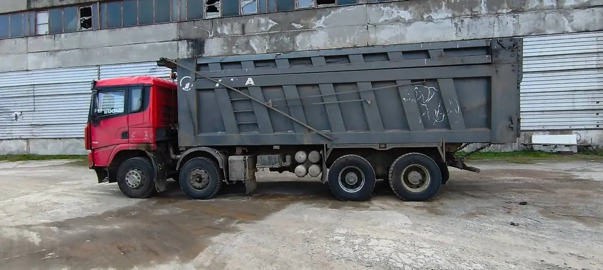 Shacman SX* 8x4 Самосвал, фото 3
