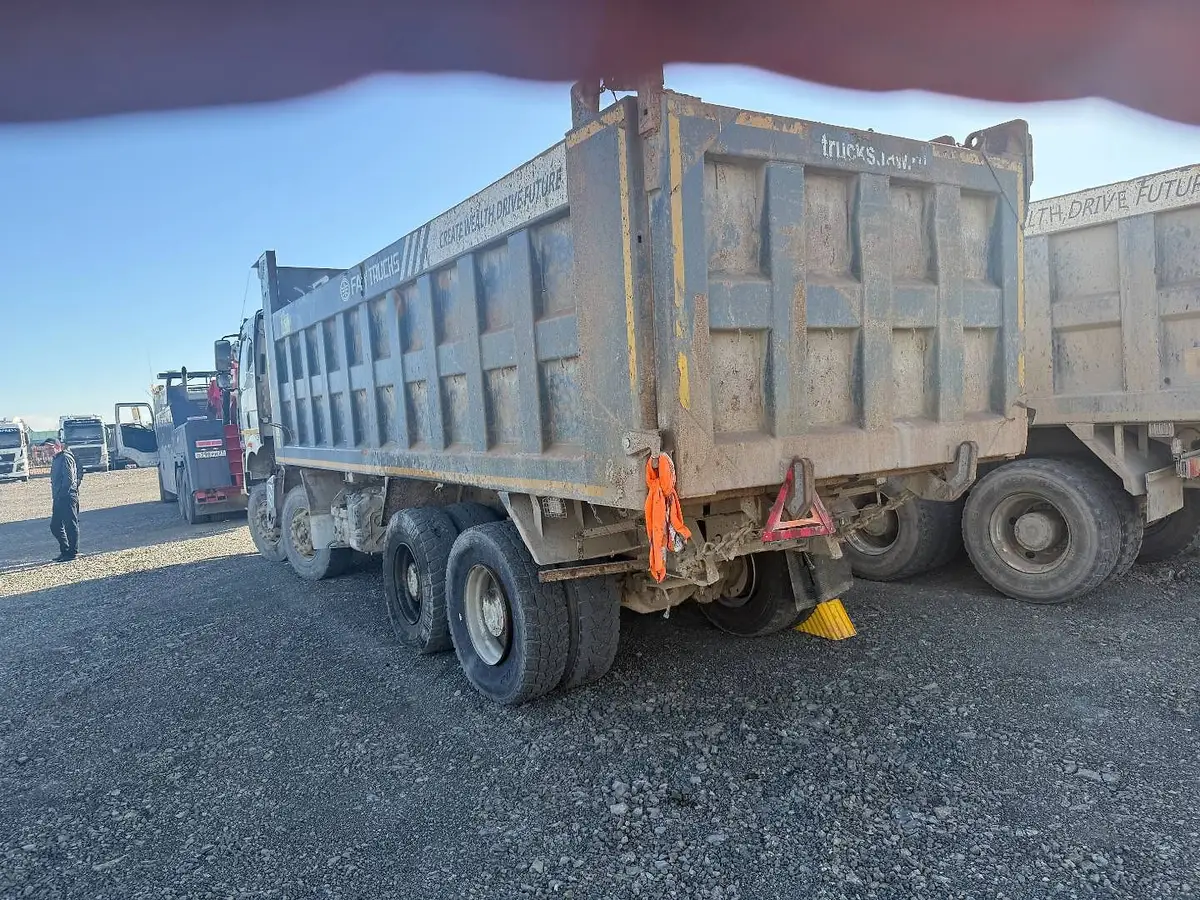FAW J6 8x4 Самосвал, фото 5