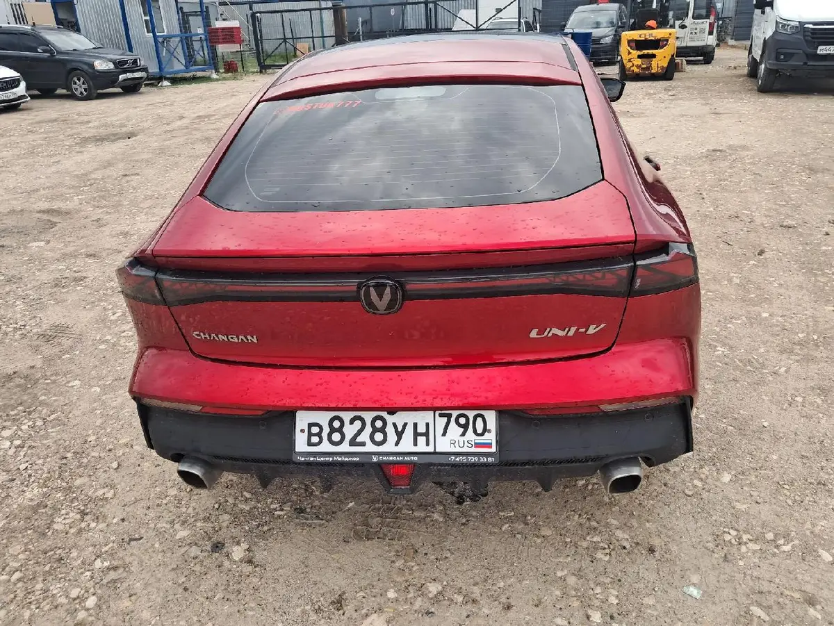Changan Uni-V Комфорт 1.5Т АТ, фото 5