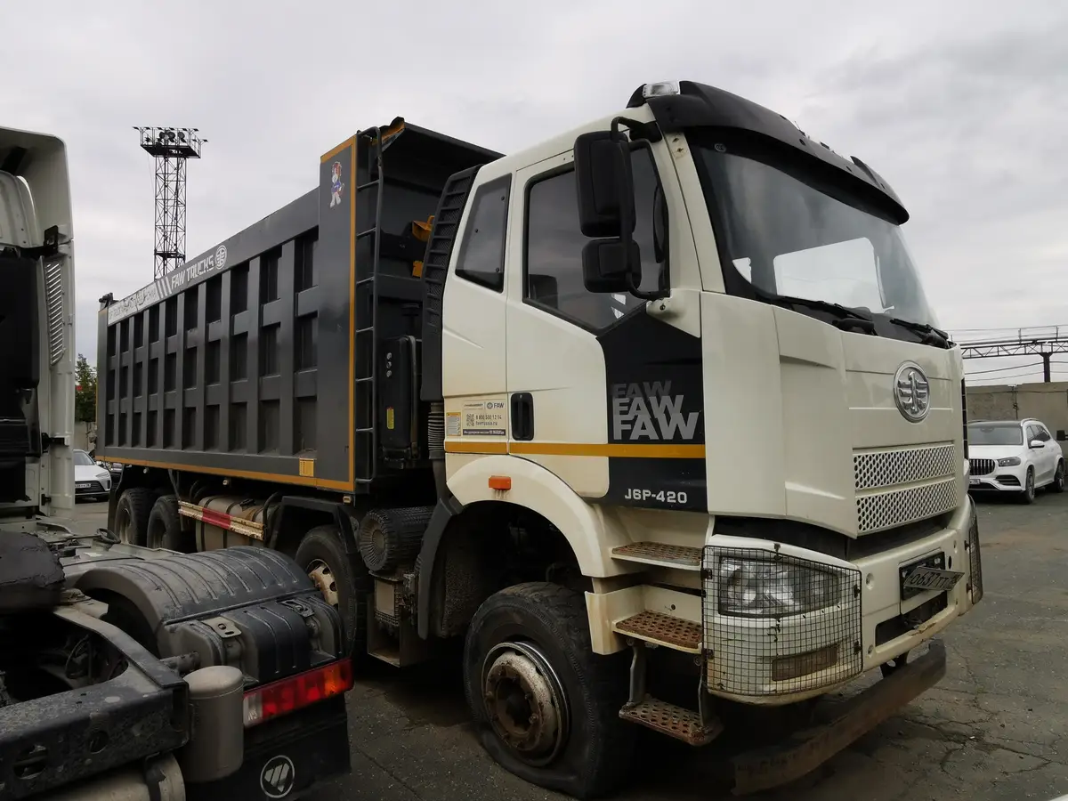 FAW J6 8x4 Самосвал, фото 2
