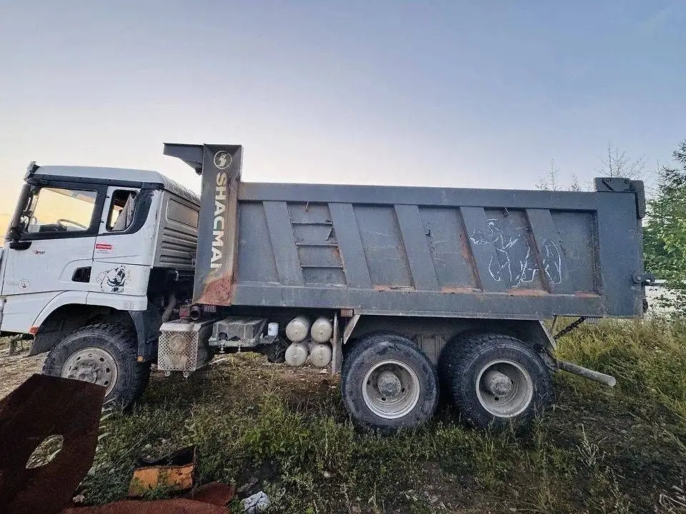 Shacman SX* 6x6 Самосвал, фото 5