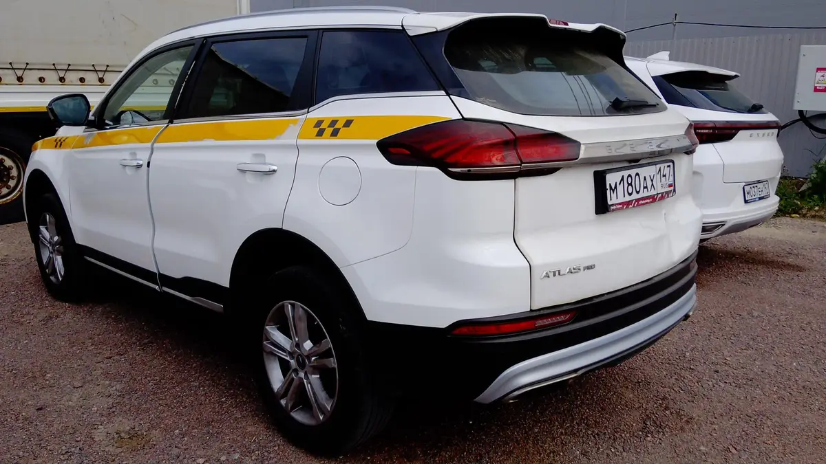 Geely Atlas Pro Комфорт 1.5Т 150 л.с. АТ, фото 4