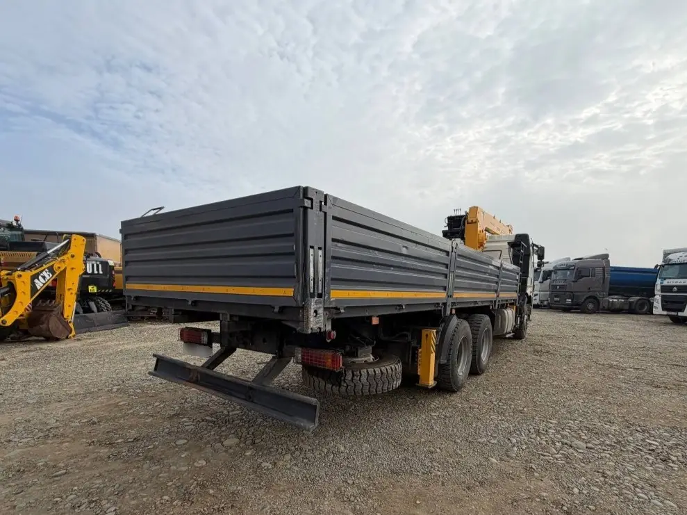 Строительные Подъемные Машины 7327* на шасси FAW CA 3250 6x4 Бортовой с КМУ, фото 3