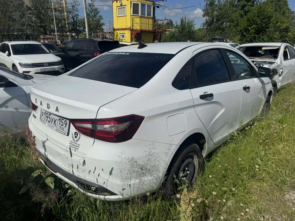 LADA Vesta седан, фото 3
