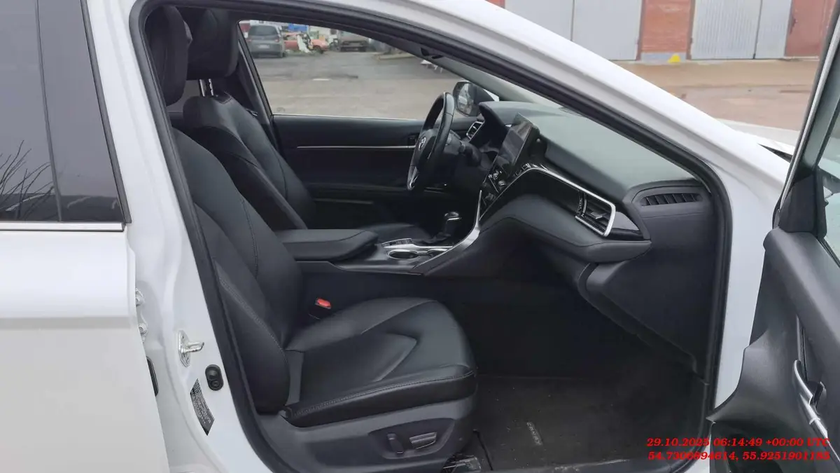 Toyota Camry Люкс Эдишн 2.5 АТ, фото 5