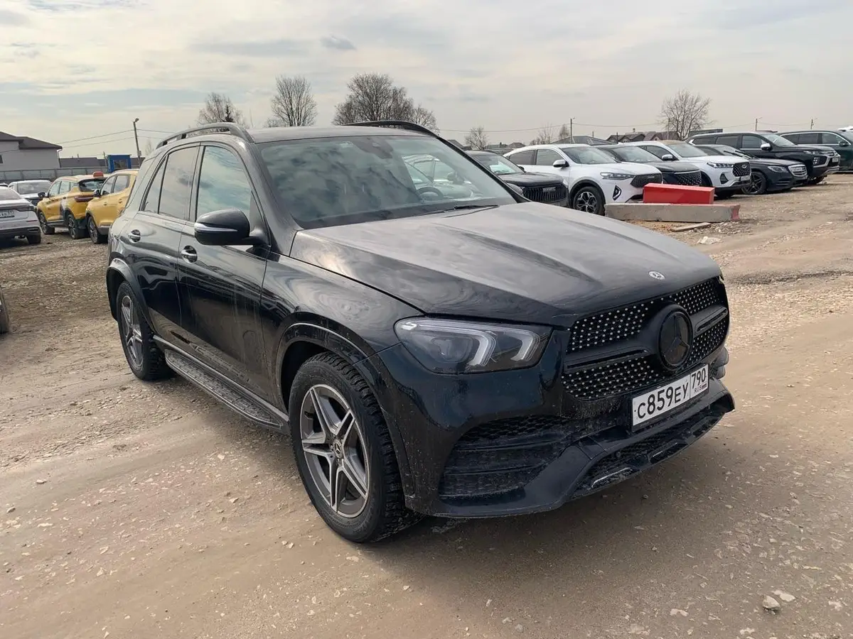 Mercedes-Benz GLE 300 д полный привод, фото 2