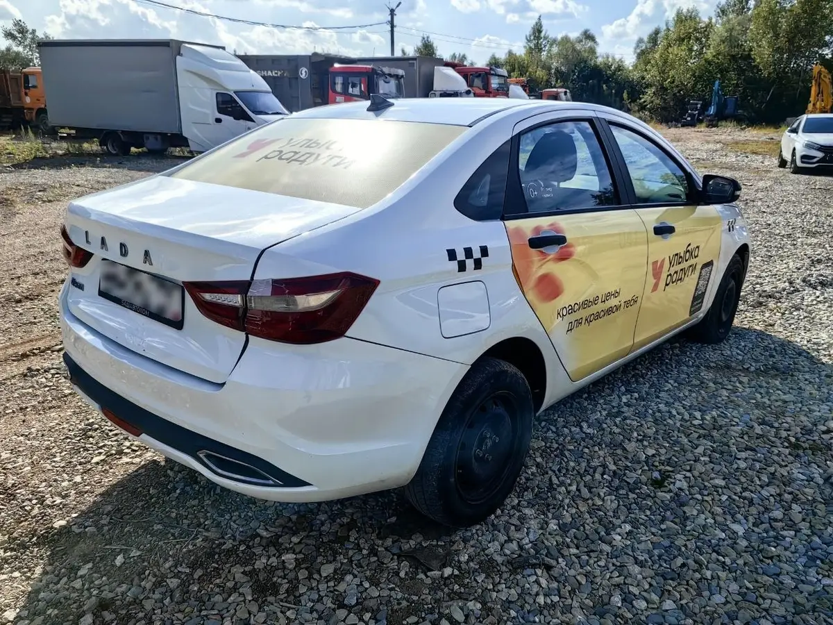 LADA Vesta седан, фото 3