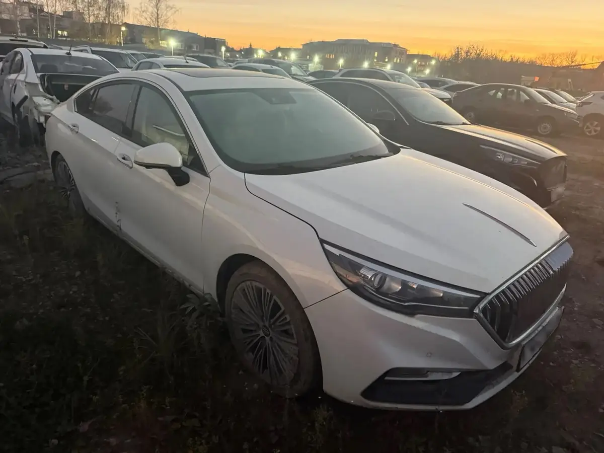 Hongqi H5, фото 2