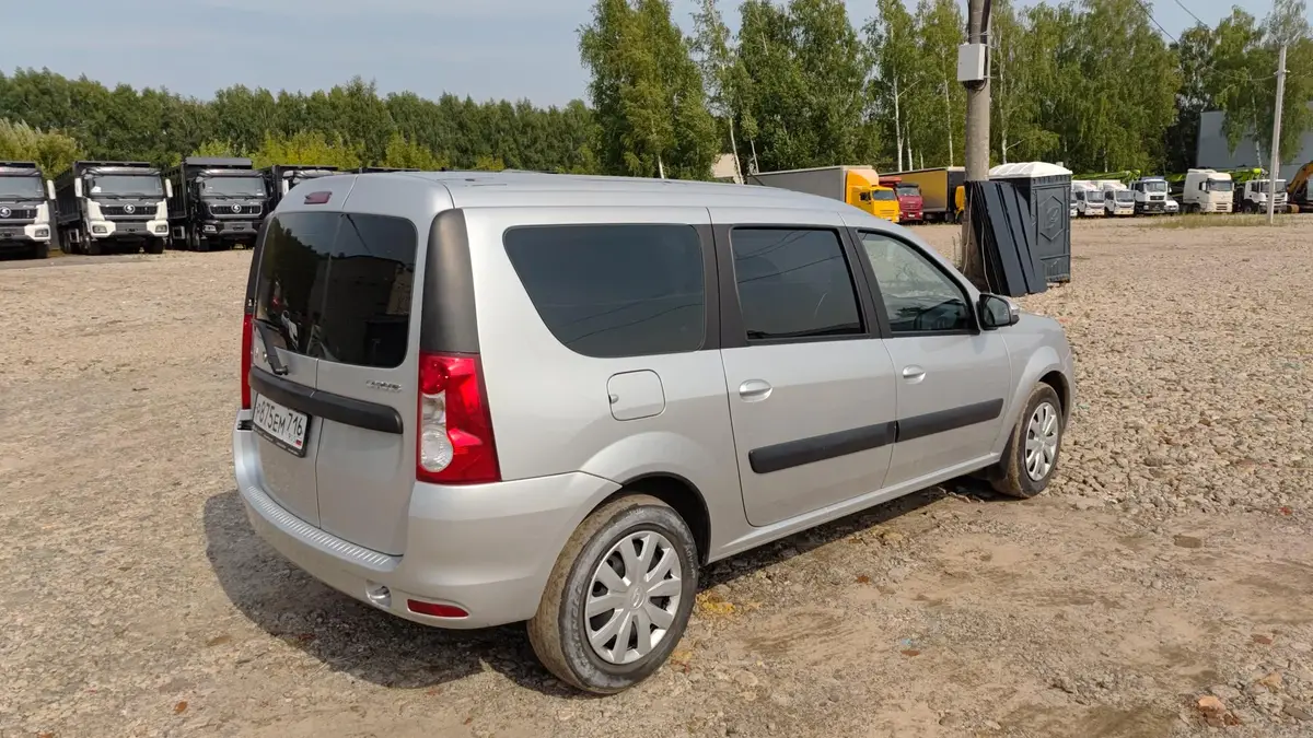 LADA Largus универсал Комфорт 5 мест 1.6 90 л.с. МТ, фото 3
