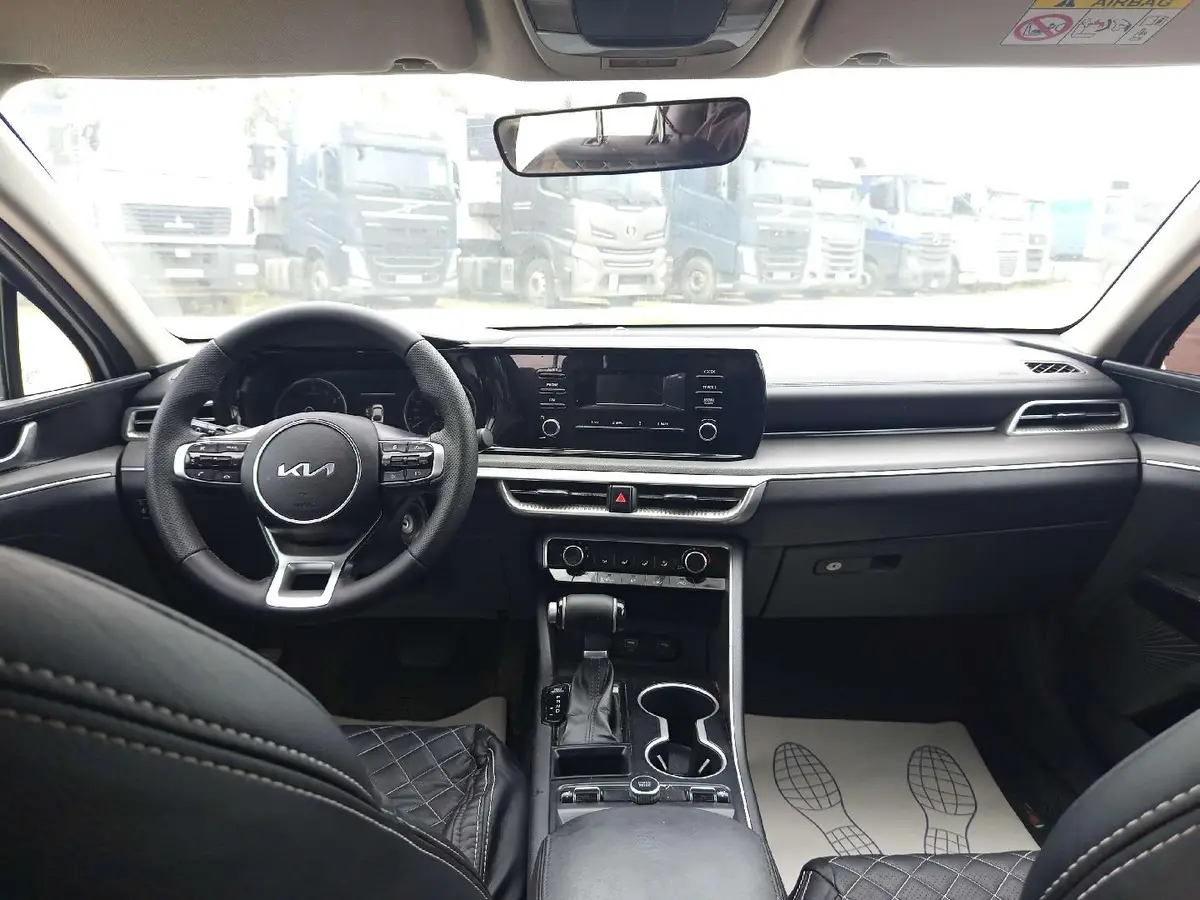 Kia K5, фото 5